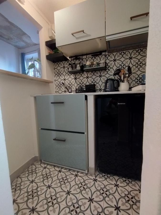 La Casa Nel Borgo Apartment Парма Екстериор снимка