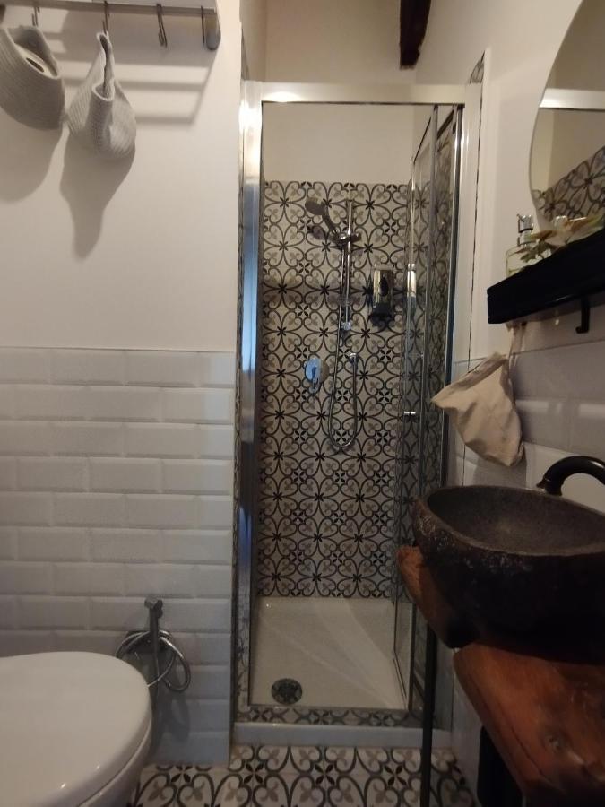 La Casa Nel Borgo Apartment Парма Екстериор снимка