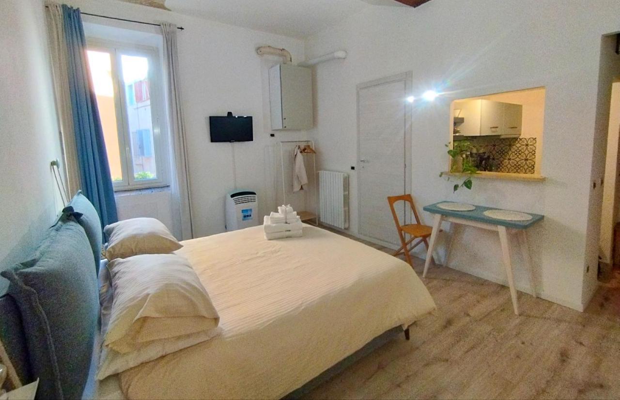 La Casa Nel Borgo Apartment Парма Екстериор снимка