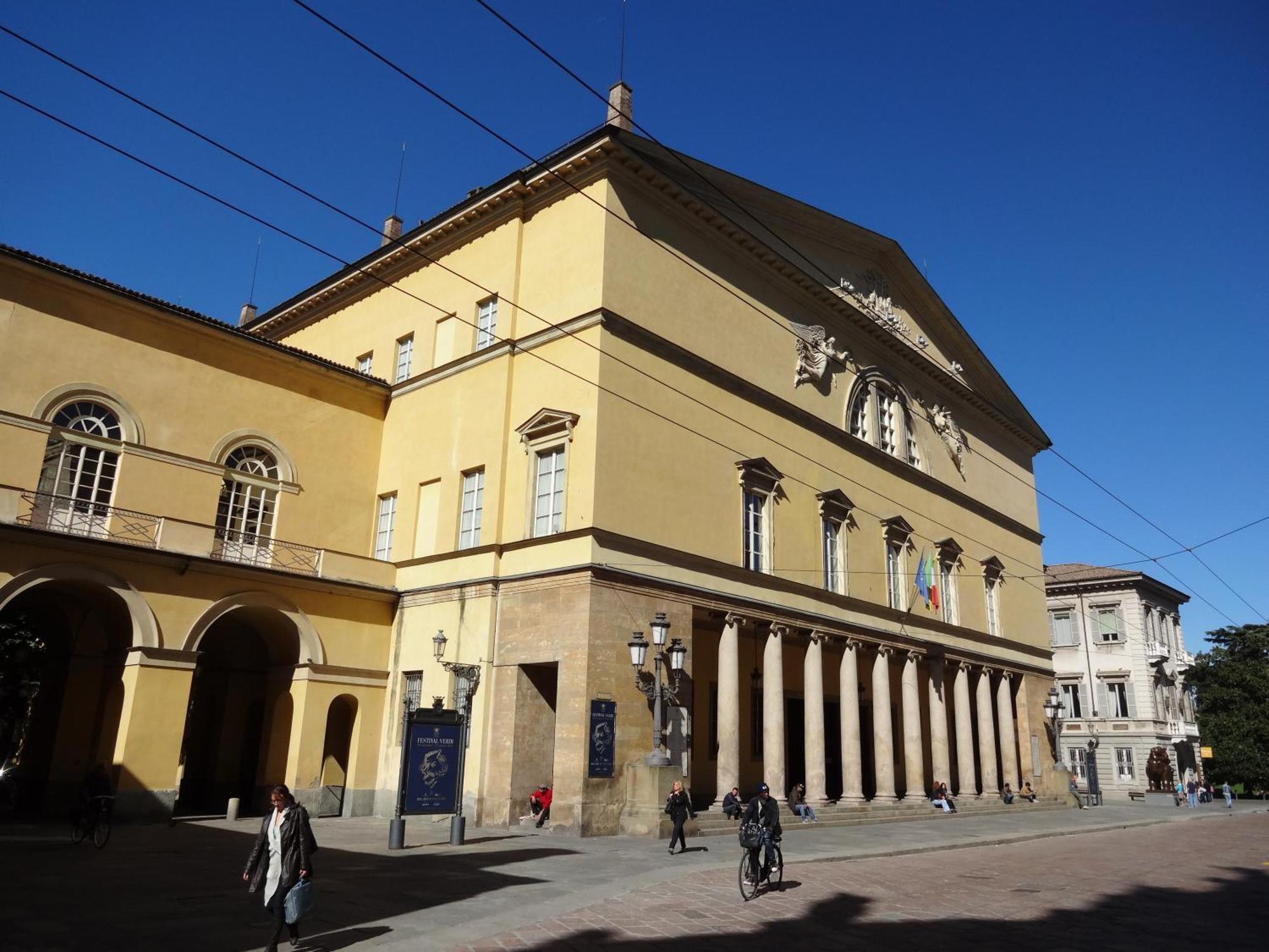 La Casa Nel Borgo Apartment Парма Екстериор снимка